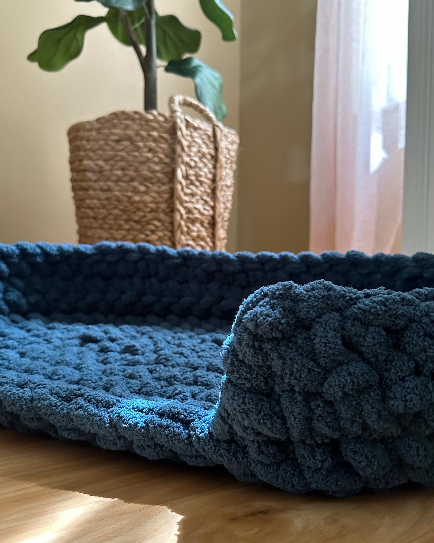 Chunky Knit Pet Bed